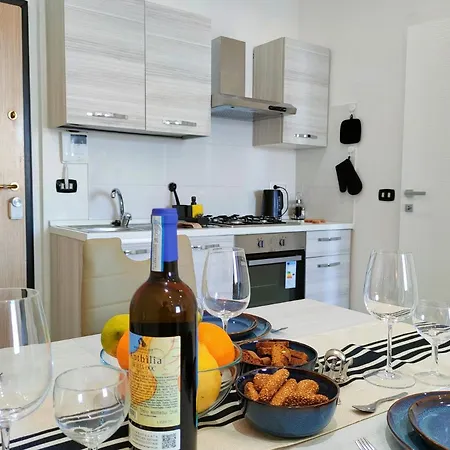 Διαμέρισμα Garibaldi House Μεσίνα