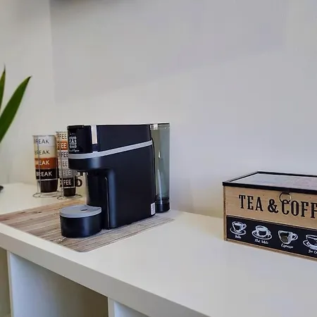 Garibaldi House アパート