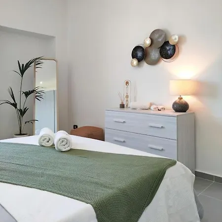 アパート Garibaldi House メッシーナ