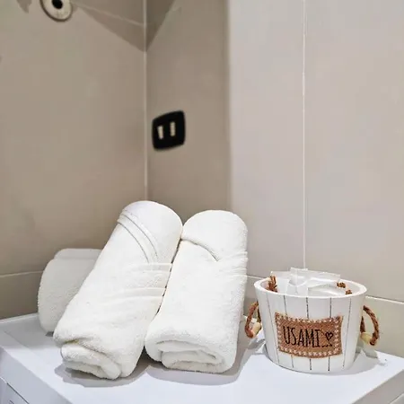 Garibaldi House Apartmán *